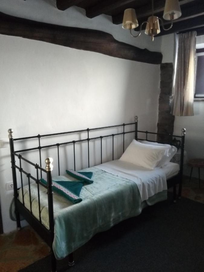 Monte Kechros Guest House Arnados ภายนอก รูปภาพ