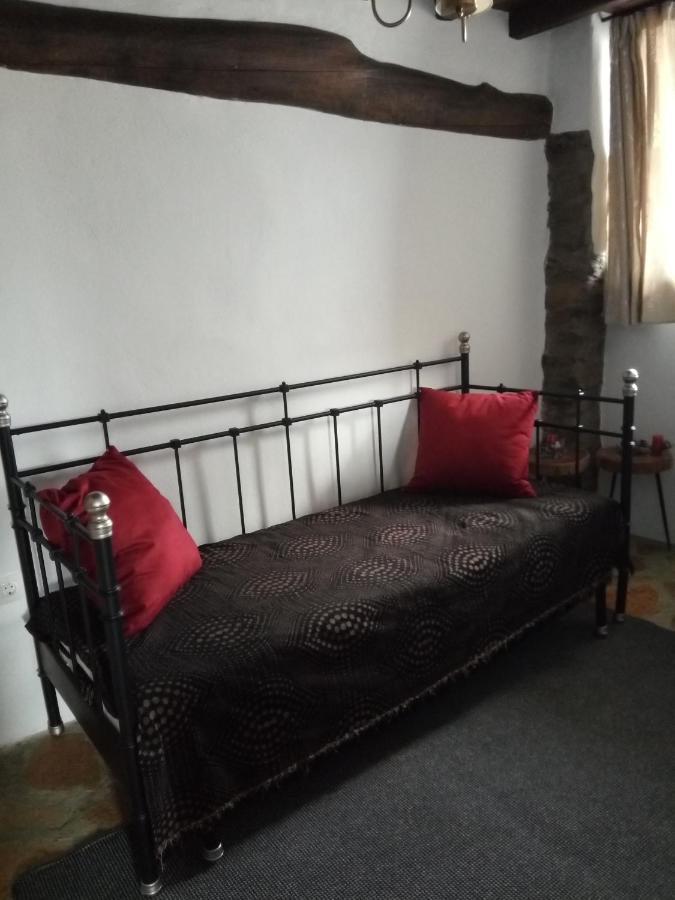 Monte Kechros Guest House Arnados ภายนอก รูปภาพ