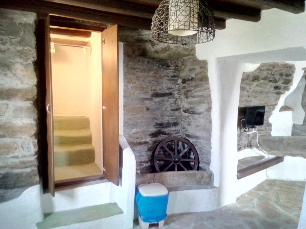 Monte Kechros Guest House Arnados ภายนอก รูปภาพ